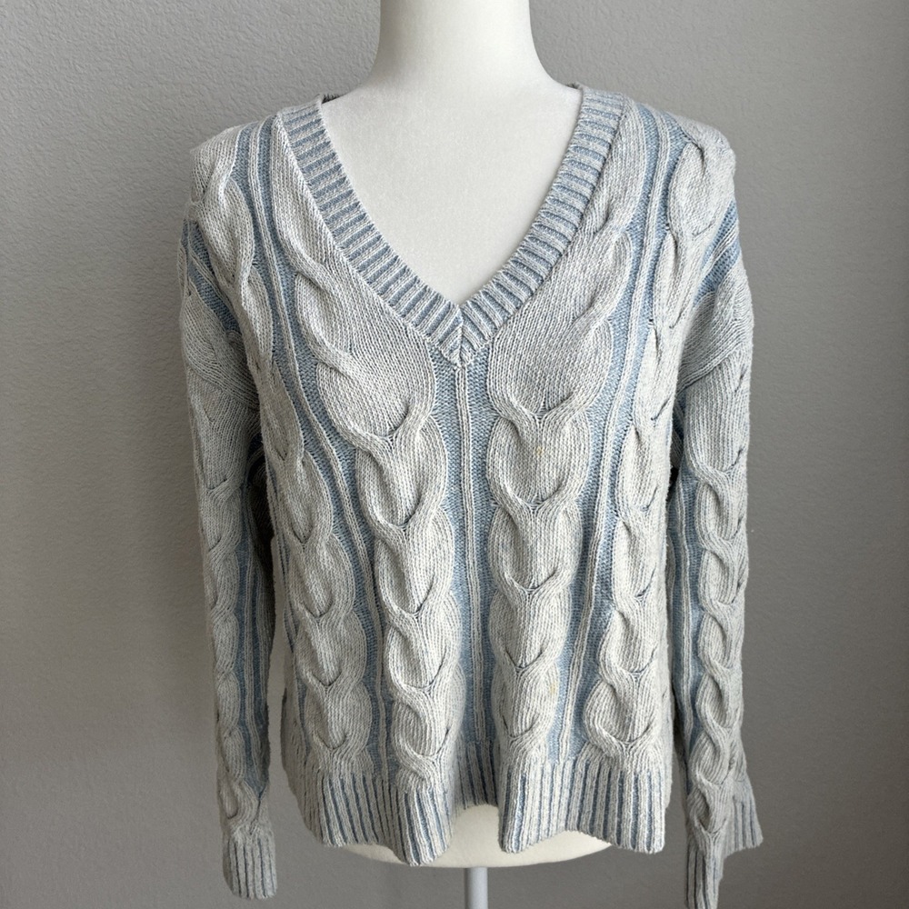 Free People Washed Cable Knit V-Neck Sweater Size Small Blue White Comfy Cozy